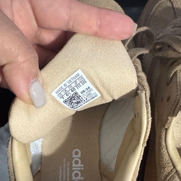 Adidas Samba XLG Sneakers in Tan and Cream - Picture 6 of 8